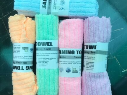 Pack of 5 Microfiber Cleaning Towels